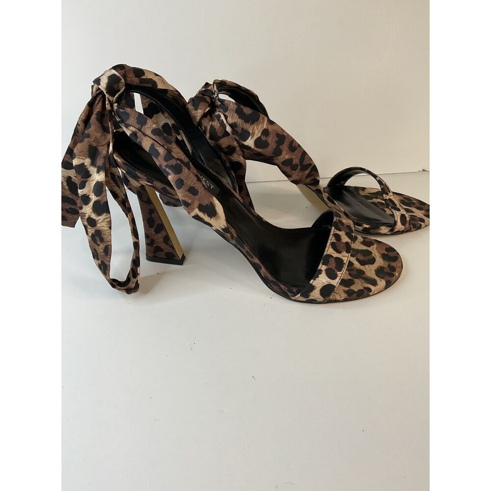Nine West Kelsie Leapord Print Ankle Wrap Sandals Size 8